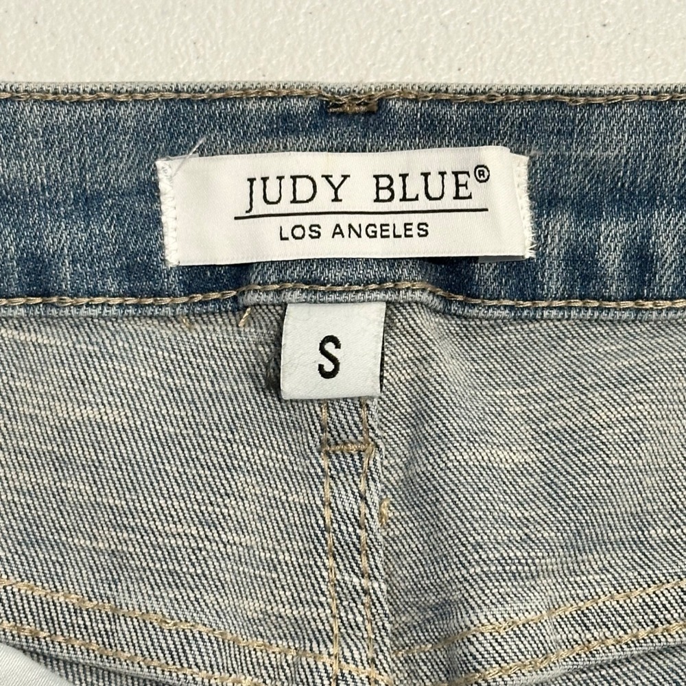 Judy Blue High Waisted Distressed Denim Shorts Womens Small Light Wash JB150184 - Picture 6 of 16